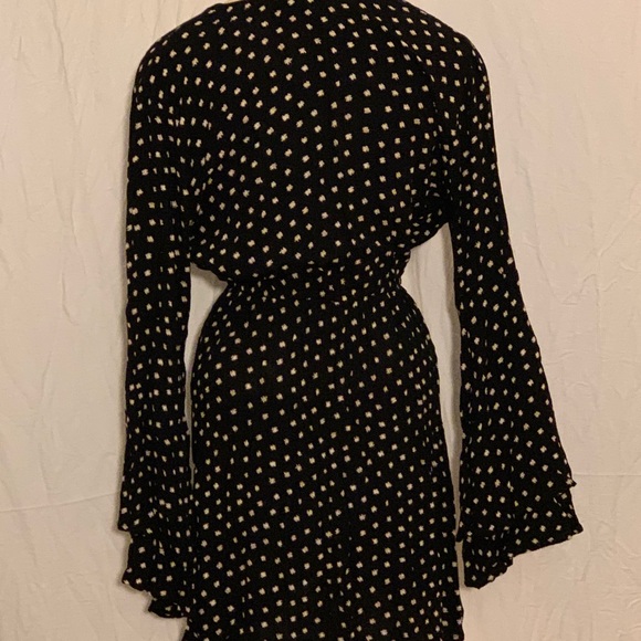 BILLABONG bell flared sleeved dress - Picture 6 of 7